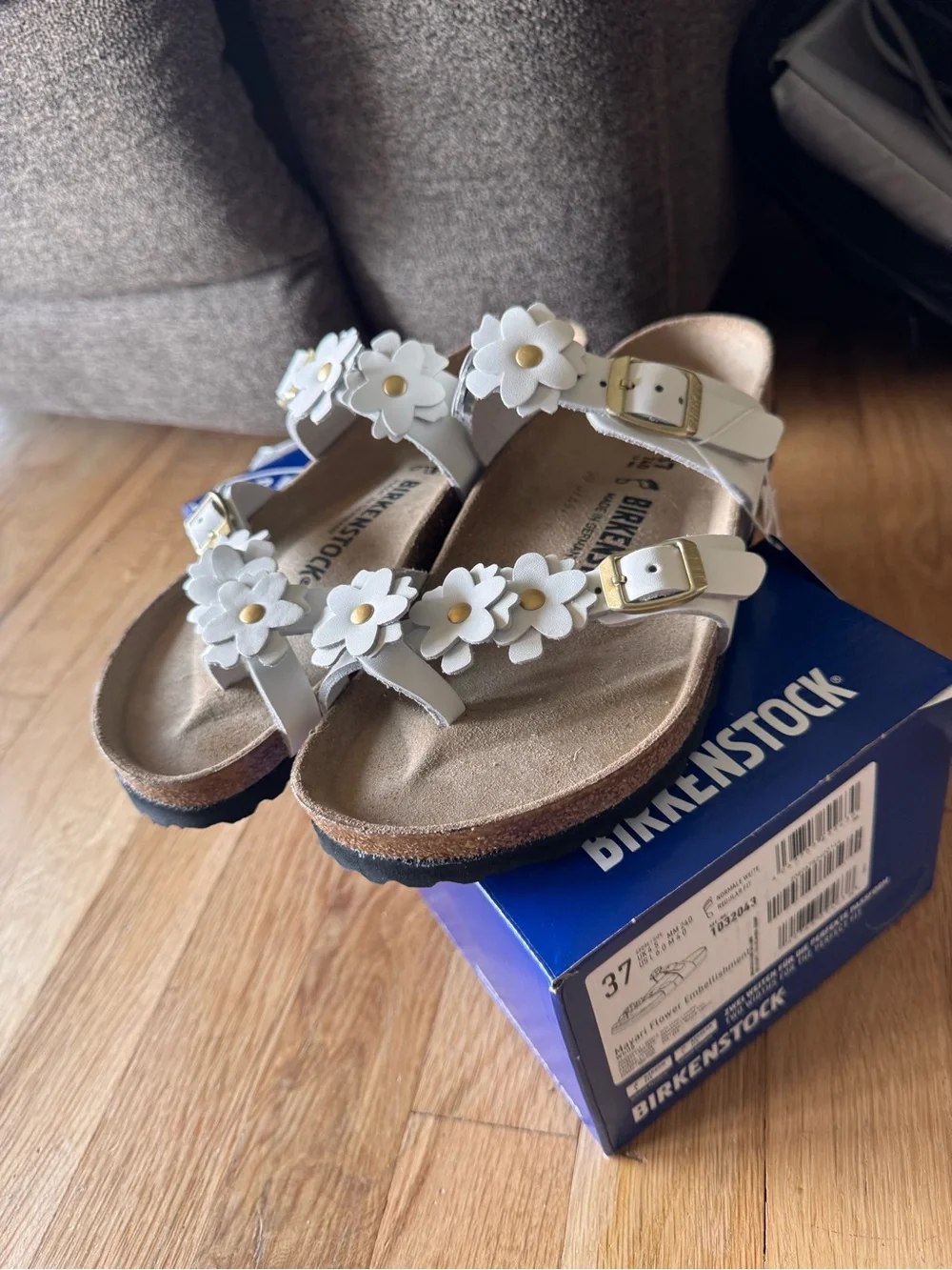 Birkenstock White Floral Embellished Mayari Sandals with Gold Accents - Picture 1 of 5